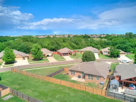 701 Hedgewood Dr, Moore, OK 73160 photo 36