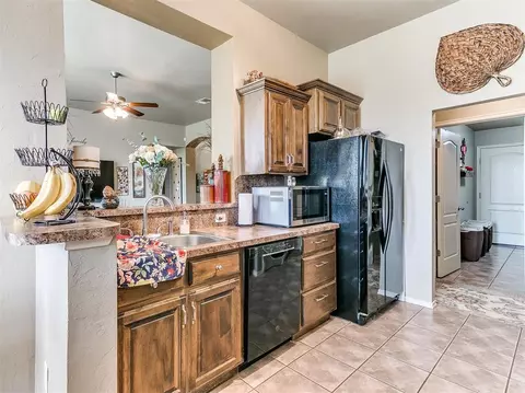 701 Hedgewood Dr, Moore, OK 73160 photo 12