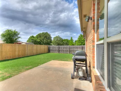 701 Hedgewood Dr, Moore, OK 73160 photo 31