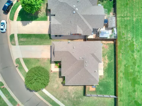 701 Hedgewood Dr, Moore, OK 73160 photo 37