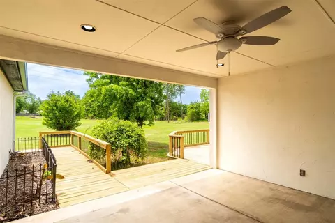 1207 N 9th St, Perry, OK 73077 photo 6