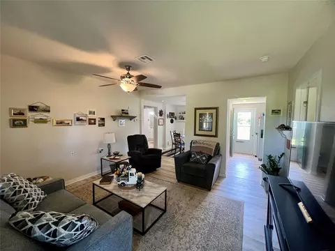 526 E 4th St, Stroud, OK 74079 photo 5