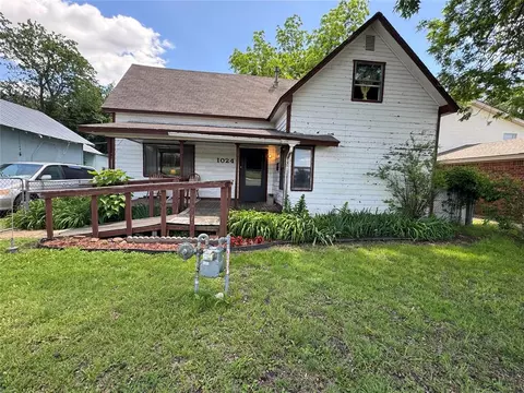 1024 E Main St, Norman, OK 73071