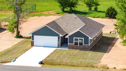 1933 Eli Ave, Tuttle, OK 73089 photo 2
