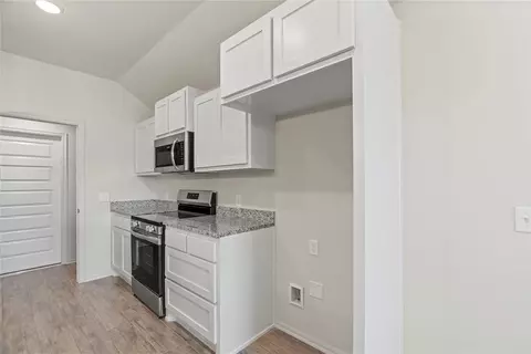 1933 Eli Ave, Tuttle, OK 73089 photo 9