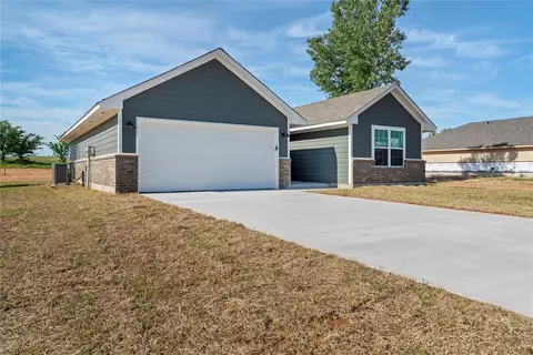 1933 Eli Ave, Tuttle, OK 73089 photo 3