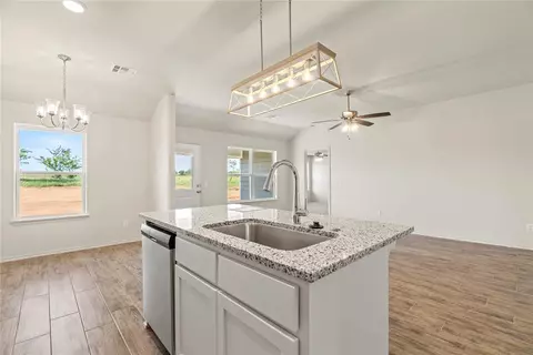 1933 Eli Ave, Tuttle, OK 73089 photo 10