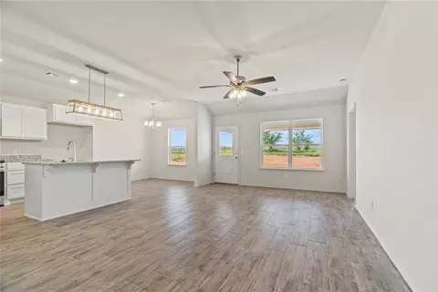 1933 Eli Ave, Tuttle, OK 73089 photo 6