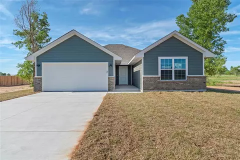 1933 Eli Ave, Tuttle, OK 73089