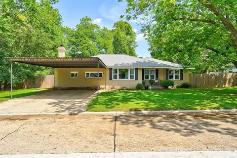 1229 W Brooks St, Norman, OK 73069