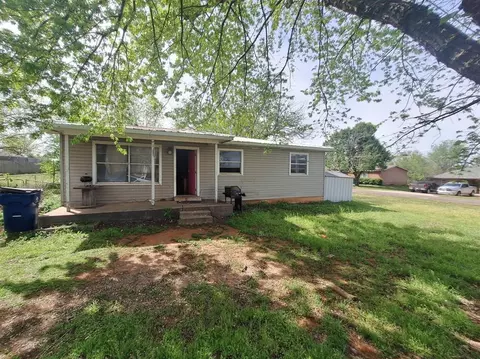28724 N Adams Ave, Blanchard, OK 73010