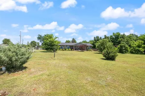 2340 S Rockwell Ave, Newcastle, OK 73065