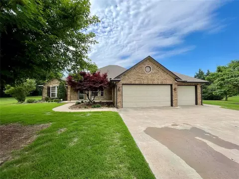 7212 Waterfront Dr, Tuttle, OK 73089