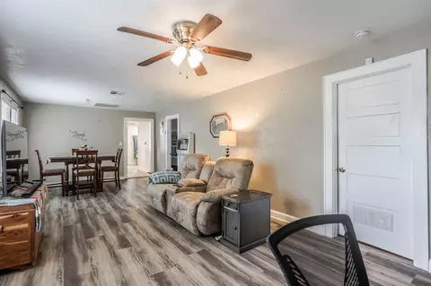 1016 Brunson Ave, Prague, OK 74864 photo 6