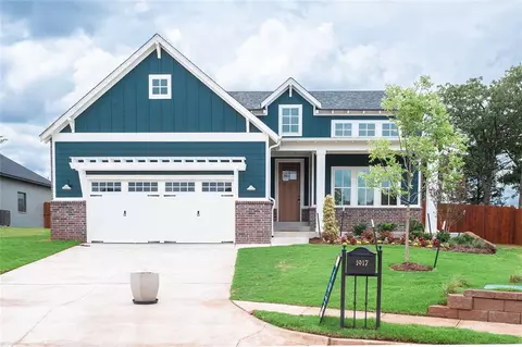 1917 Charter St, Edmond, OK 73034