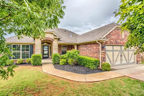 3816 Sierra Vista Way, Norman, OK 73071