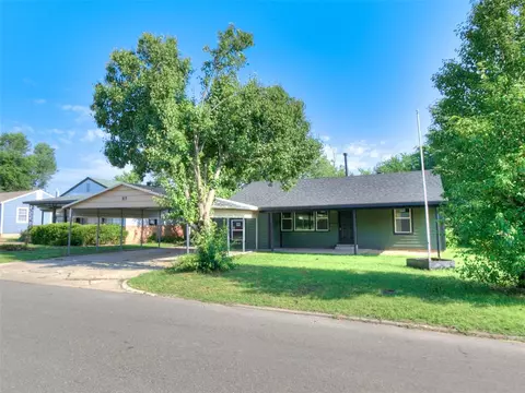 817 Askew Dr, Midwest City, OK 73110