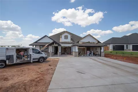 13589 Saltgrass Dr, Edmond, OK 73025