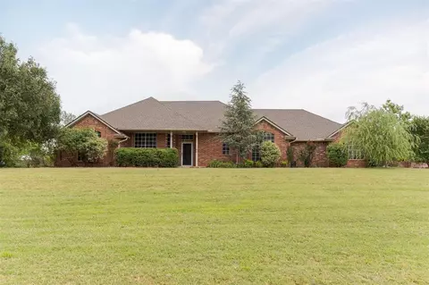 7901 Scotch Ln, Tuttle, OK 73089 photo 2