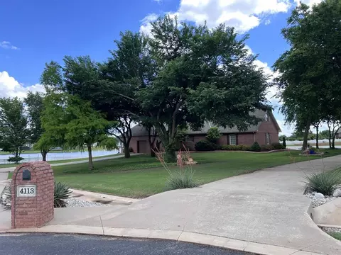 4113 Old Pond Ct, Moore, OK 73160