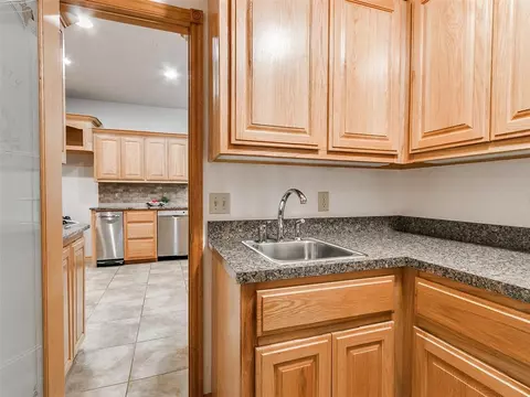 709 E Johnson St, Lexington, OK 73051 photo 12