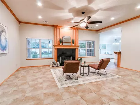 709 E Johnson St, Lexington, OK 73051 photo 5