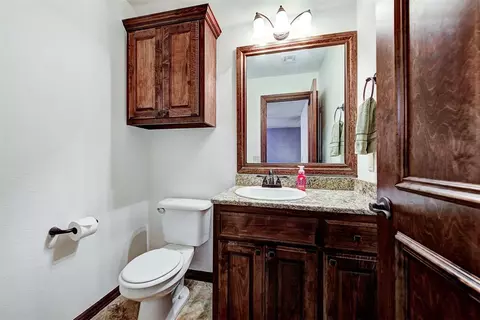 3921 Normandy Rd, Edmond, OK 73013 photo 23