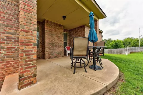 3921 Normandy Rd, Edmond, OK 73013 photo 25