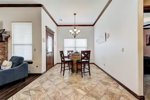 3921 Normandy Rd, Edmond, OK 73013 photo 10