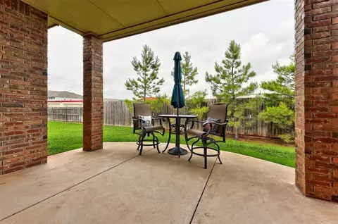 3921 Normandy Rd, Edmond, OK 73013 photo 24