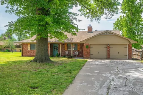 7708 NW 34th St, Bethany, OK 73008