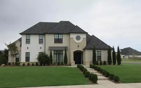 5109 Water Oak Way, Edmond, OK 73034