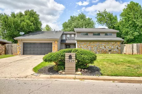 1809 Lankestar Pl, Yukon, OK 73099