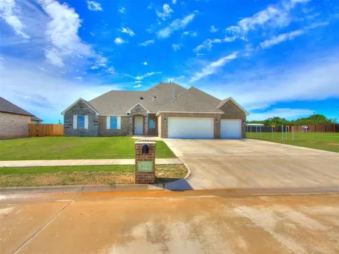4410 Violet St, Tuttle, OK 73089