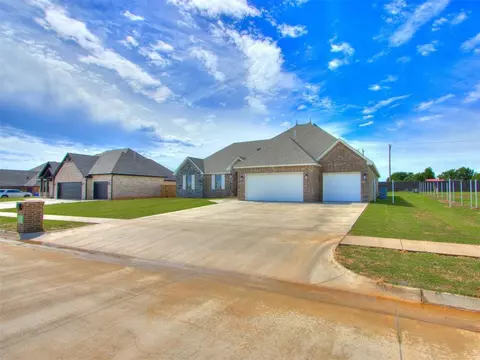 4410 Violet St, Tuttle, OK 73089 photo 4