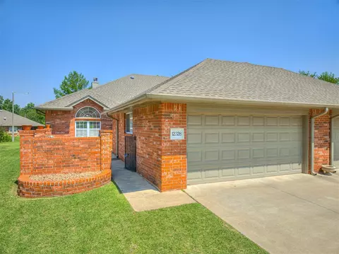 12328 Greenlea Chase W, Oklahoma City, OK 73170