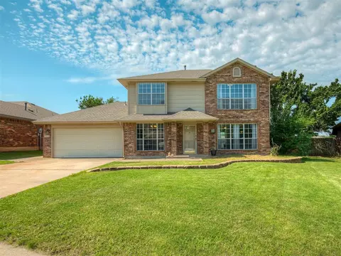 216 Waterfront Dr, Norman, OK 73071