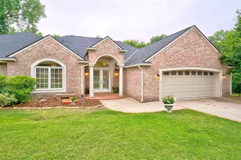 3800 Shadowridge Dr, Norman, OK 73072