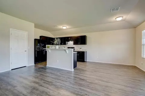 609 Audrey Dr, Tuttle, OK 73089 photo 16