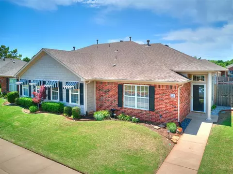 2455 Manchester Dr #4, Oklahoma City, OK 73120