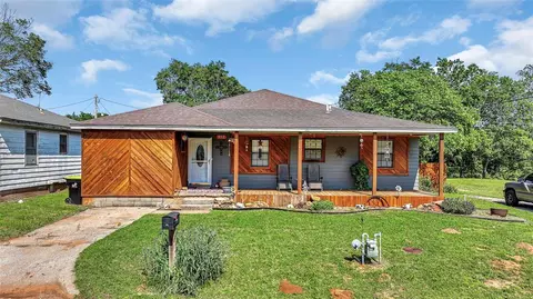 802 N Santa Fe Ave, Purcell, OK 73080