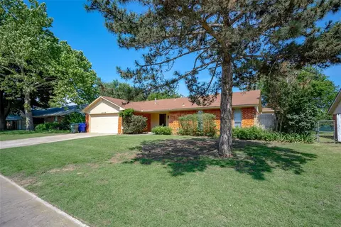 2329 Houston Ave, Norman, OK 73071