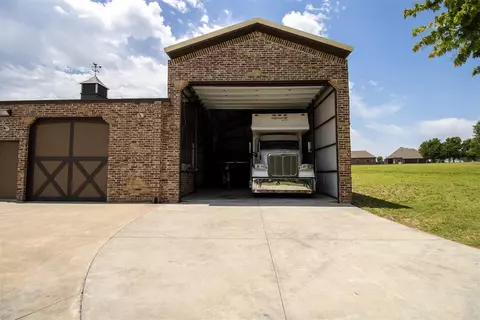 5922 E Silver City Rdg, Tuttle, OK 73089 photo 16