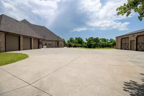 5922 E Silver City Rdg, Tuttle, OK 73089 photo 50