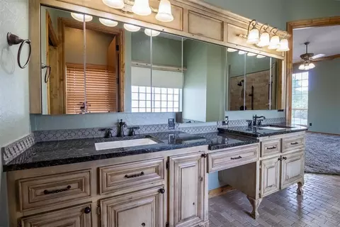 5922 E Silver City Rdg, Tuttle, OK 73089 photo 35