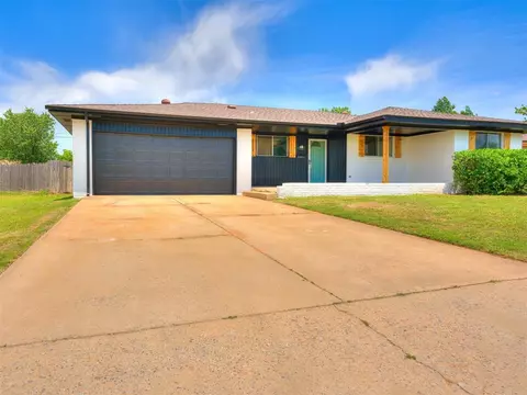 5805 NW 66th St, Warr Acres, OK 73132