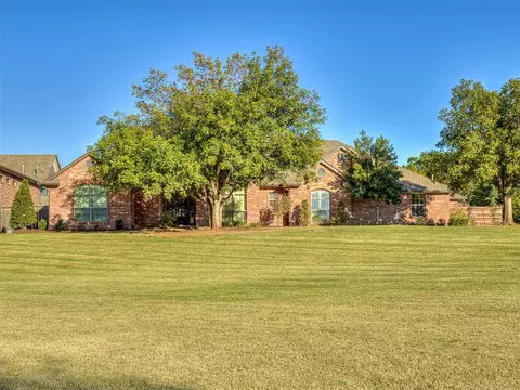 23450 Lauren Ln, Edmond, OK 73025