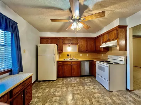 400 NW 1st St, Tuttle, OK 73089 photo 16