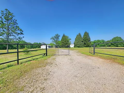 12433 Ns Ns 3600 Rd, Seminole, OK 74868