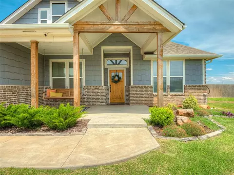 1227 Abraham Dr, Tuttle, OK 73089 photo 2